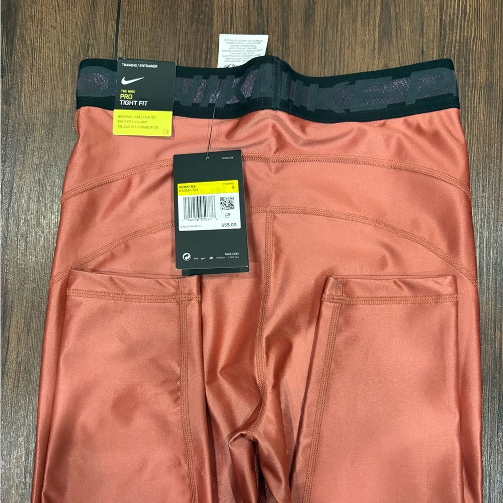 Women’s Nike Pro Tights - Coral